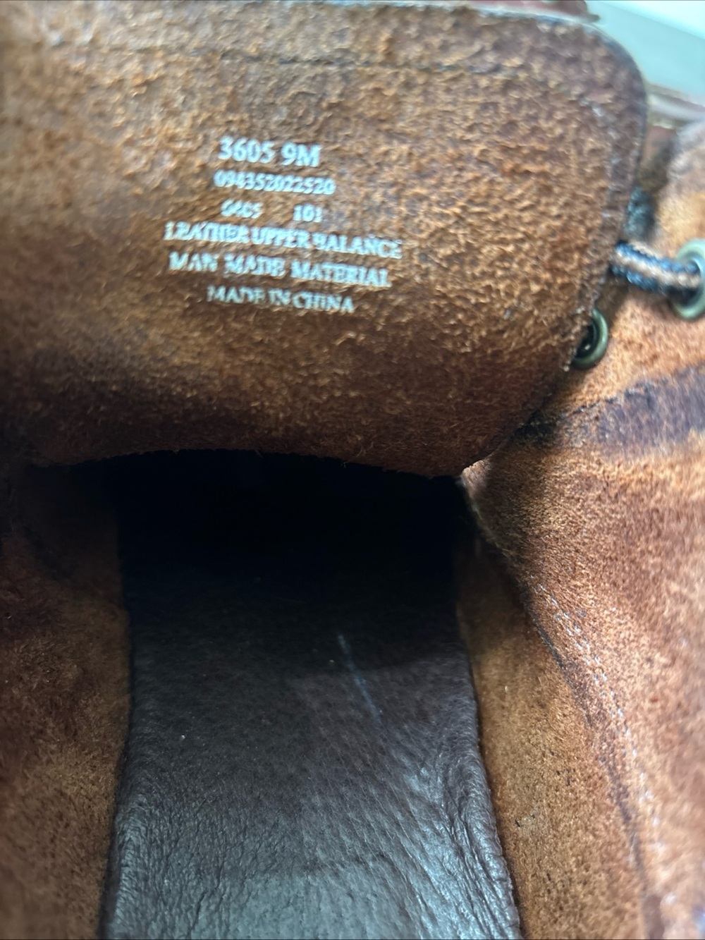 Eastland Women’s Chestnut Brown Leather Chukka Boots - Picture 2 of 7